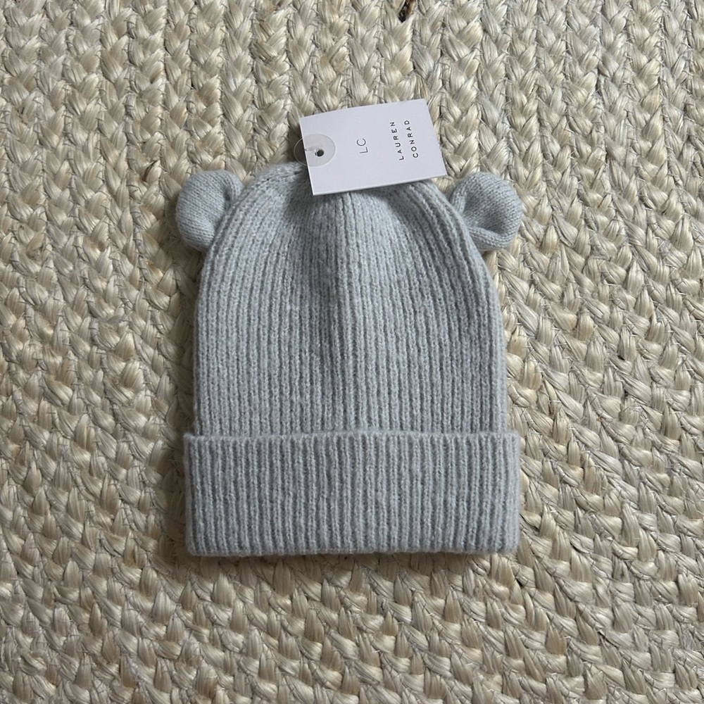 NWT Lauren Conrad gray bear ears knit stretch beanie hat